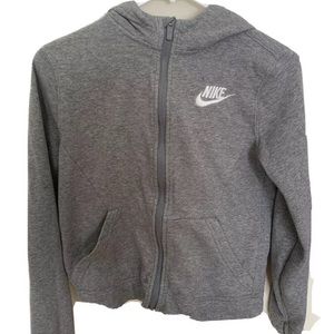 NIKE Boys L Youth Sportswear Club Fleece